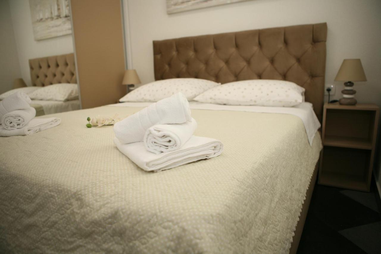 Apartments Old Town Трогір Екстер'єр фото