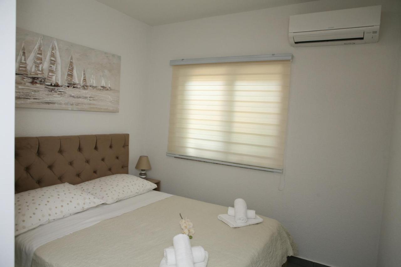 Apartments Old Town Трогір Екстер'єр фото